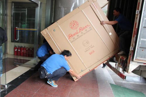 永仁钢琴贵重工艺品无忧运